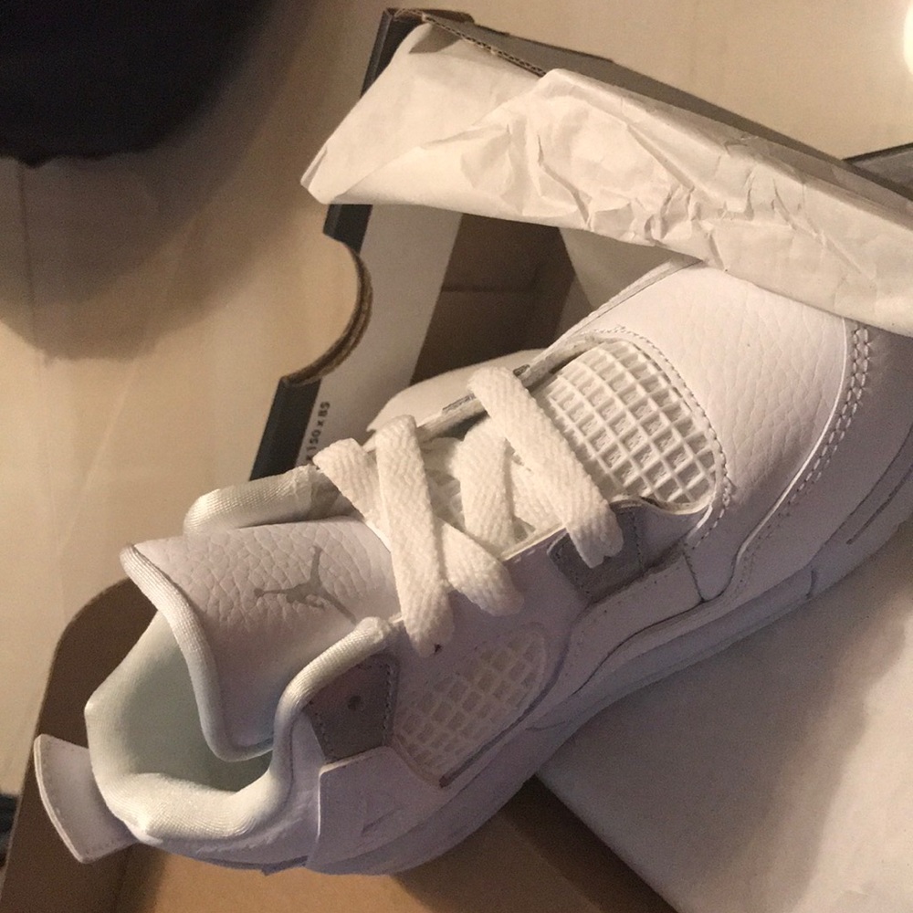 Jordan 4 Retro